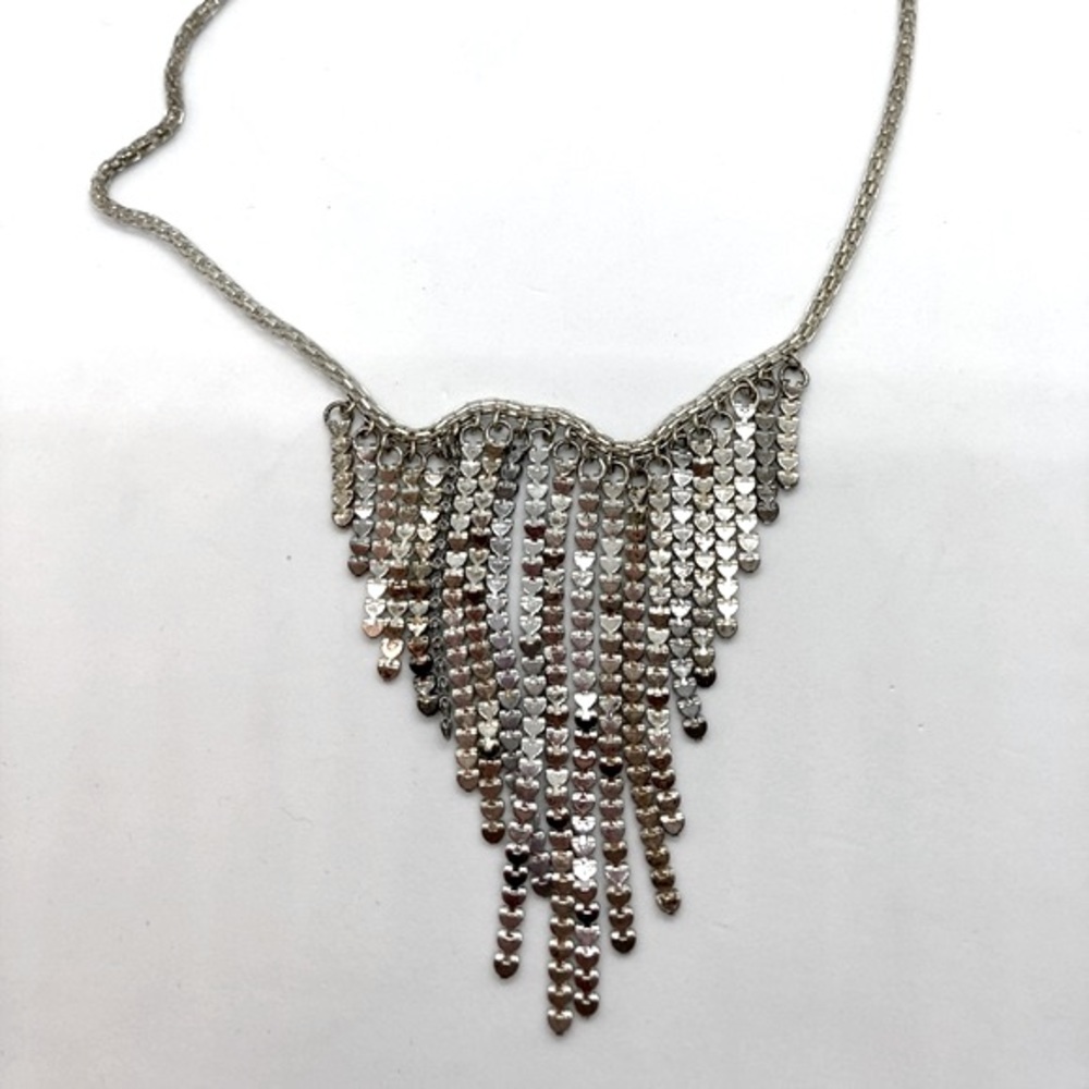 NWOT Silver Sparkle Statement Necklace.